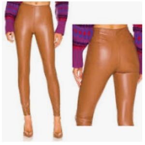 Rag and bone Nina faux leather pull on pant. Size S/P